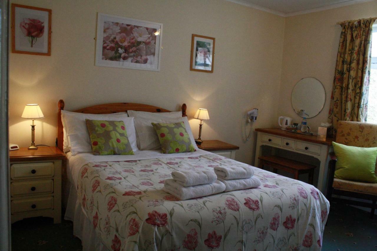 Sunnydale Guest House 스트렛포드-어폰-에이본 외부 사진